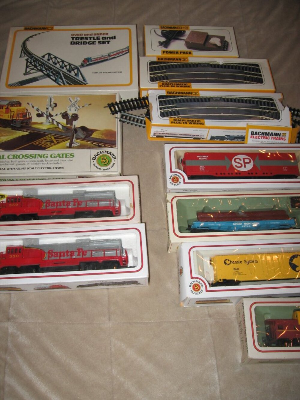 Lot of Bachman HO Trains Tracks Scenery Transformer All Unused in Original Boxes